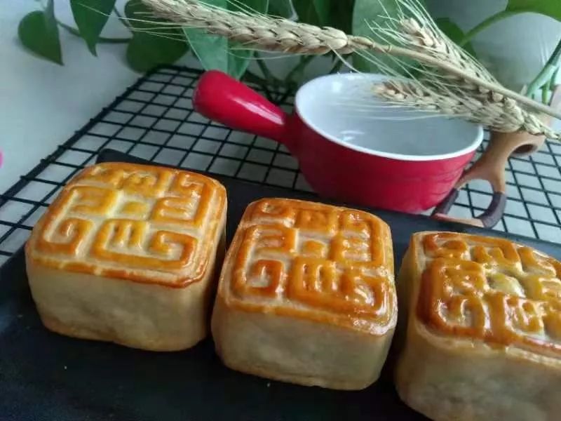 临近中秋，月饼的食用安全很重要